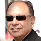 Cheech Marin به عنوان Self