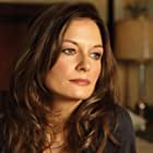 Catherine McCormack به عنوان Helen Simmonds