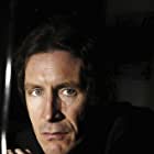 Paul McGann به عنوان Mark North