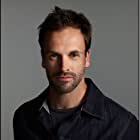 Jonny Lee Miller به عنوان Reza