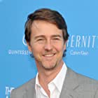 Edward Norton به عنوان Scout Master Ward