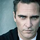 Joaquin Phoenix به عنوان Arthur Fleck