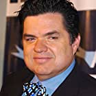 Oliver Platt به عنوان M.C. Gaines