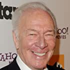 Christopher Plummer به عنوان Harlan Thrombey