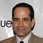 Tony Shalhoub به عنوان Luigi