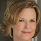 JoBeth Williams به عنوان Phyllis Bernard