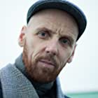 Ewen Bremner به عنوان Declan