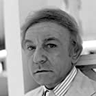 Henry Gibson به عنوان Shorts