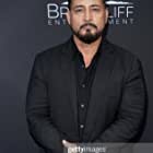 Ben Hernandez Bray به عنوان Hernandez