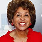 Marla Gibbs به عنوان Jean