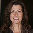 Amy Grant به عنوان Camp Counselor