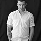 Brian Austin Green به عنوان Mick Abernathy