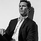 Shawn Hatosy به عنوان Tom Brands