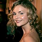 Izabella Miko به عنوان Alexxa Brava