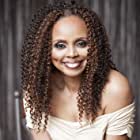 Debbi Morgan به عنوان Ms. Rousseau