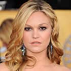 Julia Stiles به عنوان Kat Stratford