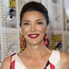 Shohreh Aghdashloo به عنوان Anna