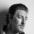 Eric Balfour به عنوان Garth