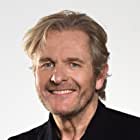 Robert Bathurst به عنوان Strombel's Co-Workers