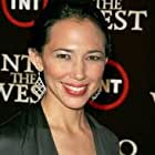 Irene Bedard به عنوان Ms. Call