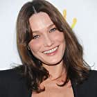 Carla Bruni به عنوان Museum Guide