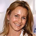 Gabrielle Carteris به عنوان Mayor Owen