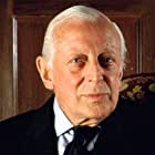 Alistair Cooke به عنوان Self