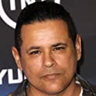 Raymond Cruz به عنوان Sniper