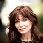 Essie Davis به عنوان Amelia Vanek