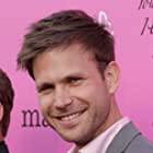 Matthew Davis به عنوان Pvt. Jim Paxton