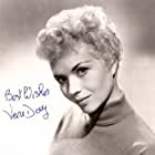 Vera Day به عنوان Betty