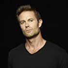 Garret Dillahunt به عنوان Pa