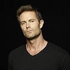 Garret Dillahunt به عنوان Alfred Jeffries