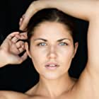 Marika Dominczyk به عنوان Bernadette