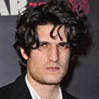 Louis Garrel به عنوان Dedin