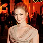 Holliday Grainger به عنوان Lydia Weekes