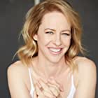 Amy Hargreaves به عنوان Lisa Harper