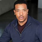 Russell Hornsby به عنوان Hank Griffin