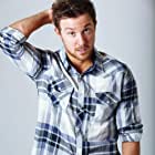 Sam Huntington به عنوان S.A.R