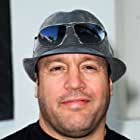 Kevin James به عنوان Larry Valentine