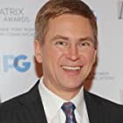 Pat Kiernan به عنوان Pat Kiernan