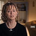 Anne Lamott به عنوان Annie Deer Dog