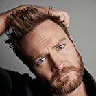 Josh Lawson به عنوان Tripp