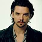 Andrew Lee Potts به عنوان Noah Brandt