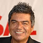 George Lopez به عنوان Manuel Gomez