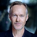 Steven Mackintosh به عنوان Frank Williams