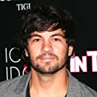 Jordan Masterson به عنوان Fred