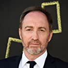 Michael McElhatton به عنوان Jim Kavanagh