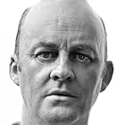 Tim McInnerny به عنوان 