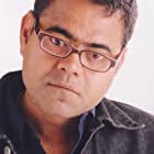 Sanjay Mishra به عنوان Jonny